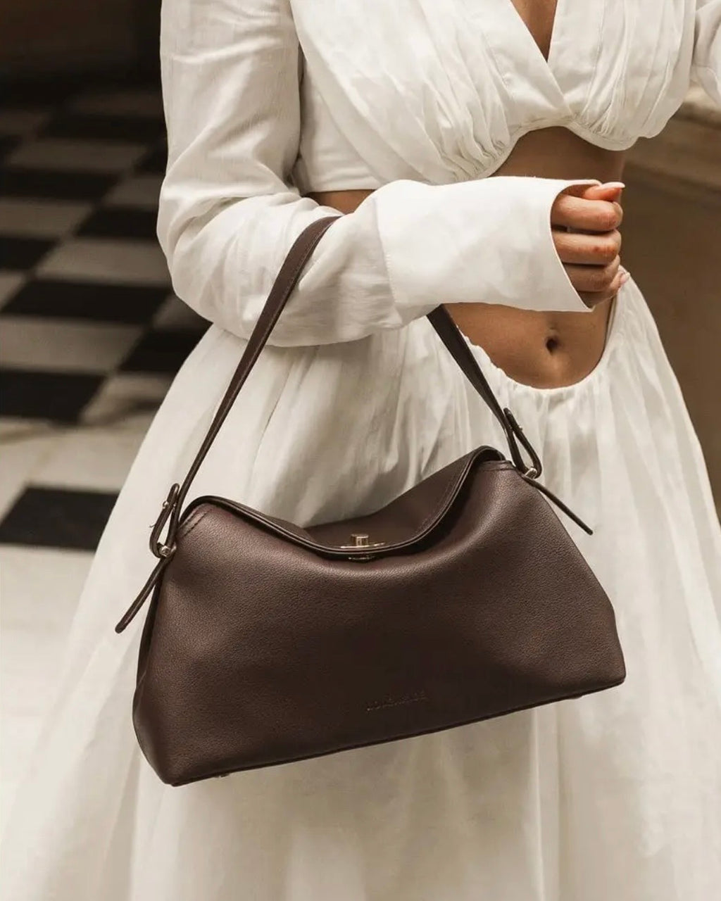Louenhide Handbag - Chocolate | Nicole