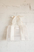 Case-Mate Ivory Pearl Bow Jelly Tote Bag
