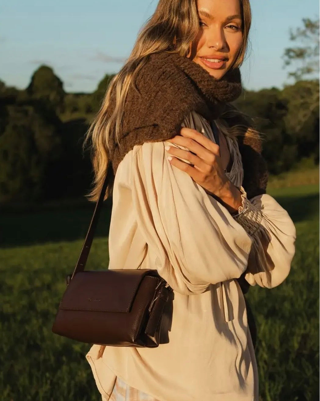 Louenhide Crossbody Bag - Chocolate | Sophia