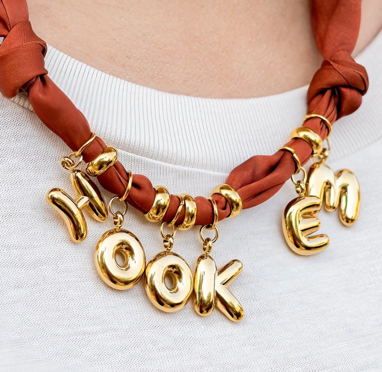 Hookem Bubble Necklace
